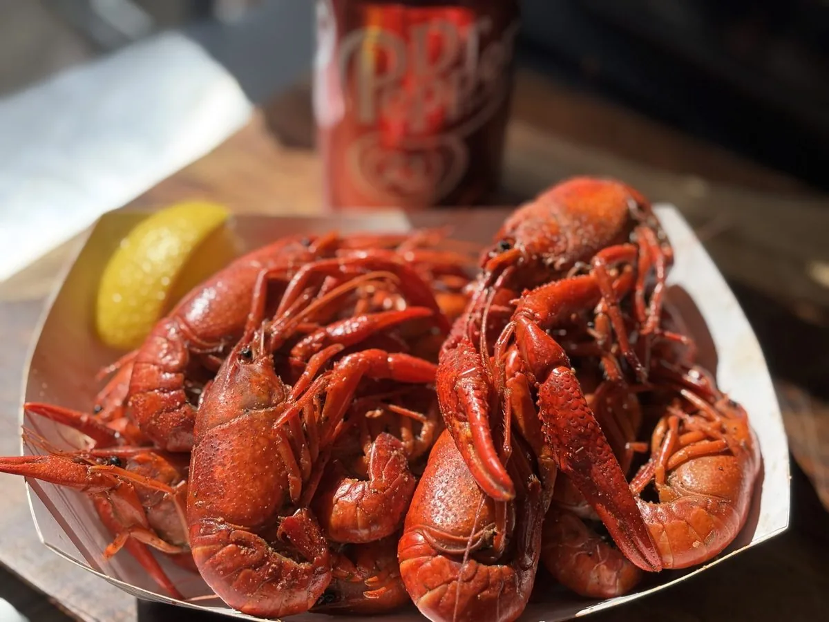 Cajun Crawfish Plate Lemon Dr Pepper — Froggy's TX Southern Seafood